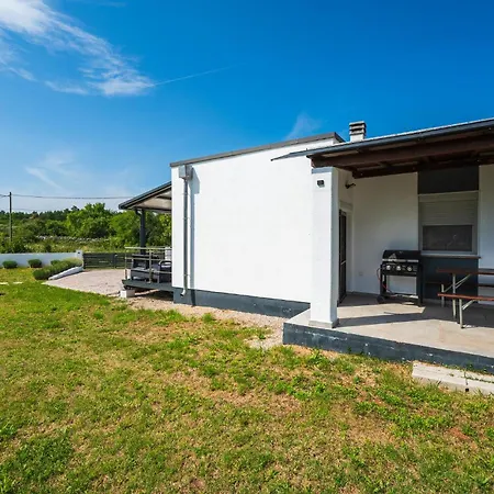 Awesome In With Wifi Holiday home